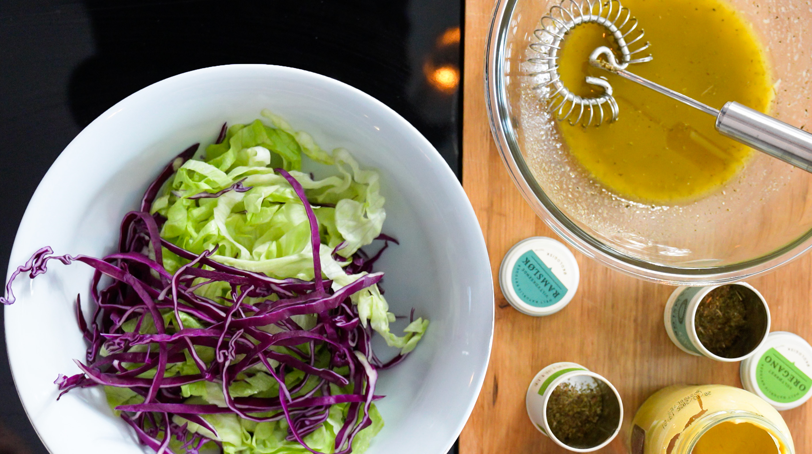 Enkel vinaigrette med eplecidereddik